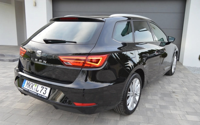 Seat Leon cena 67900 przebieg: 123600, rok produkcji 2019 z Trzemeszno małe 154